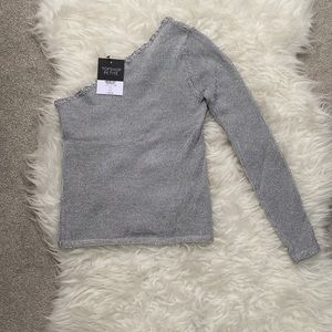 NWT Topshop One-Sleeve Top Metallic Yarn - US 2 Petite